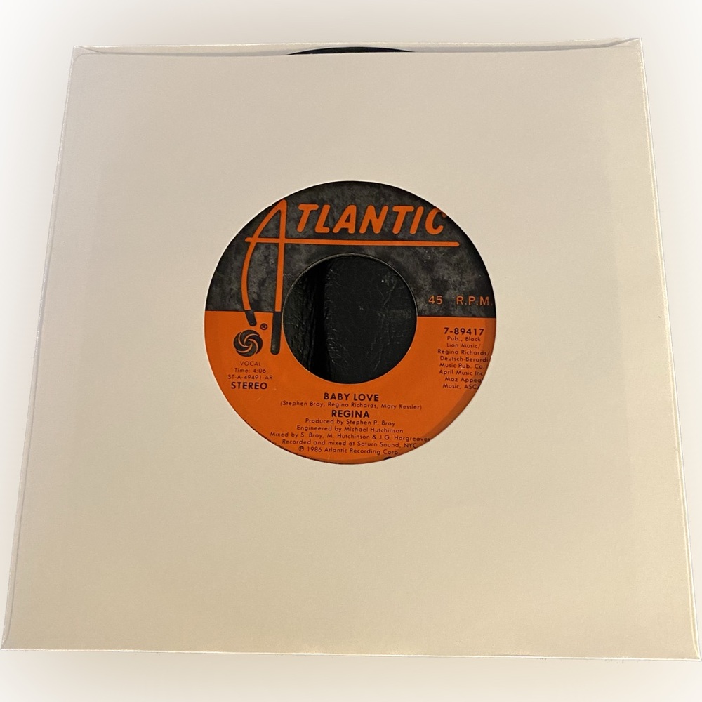 Regina "Baby Love" 1986 Atlantic Records 45 RPM 7" Vinyl Record collectible - Picture 2 of 6